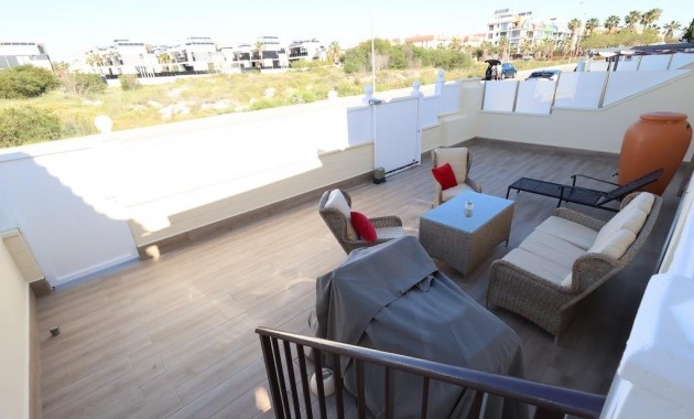 Sale - Villa -
Orihuela Costa - Lomas de Cabo Roig