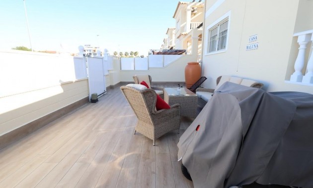 Sale - Villa -
Orihuela Costa - Lomas de Cabo Roig