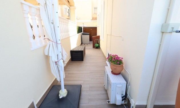 Sale - Villa -
Orihuela Costa - Lomas de Cabo Roig
