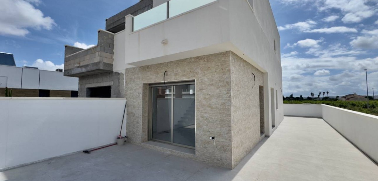 New Build - Villa -
Daya Nueva