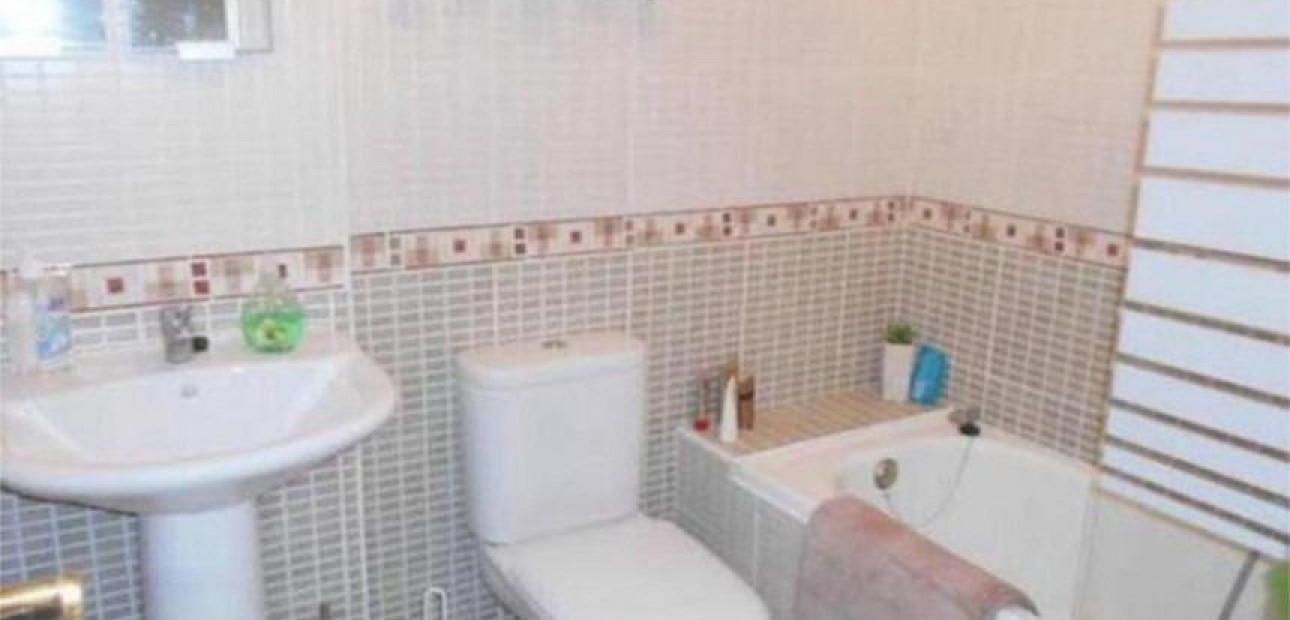 Herverkoop - Appartement / flat -
Torrevieja - La Mata