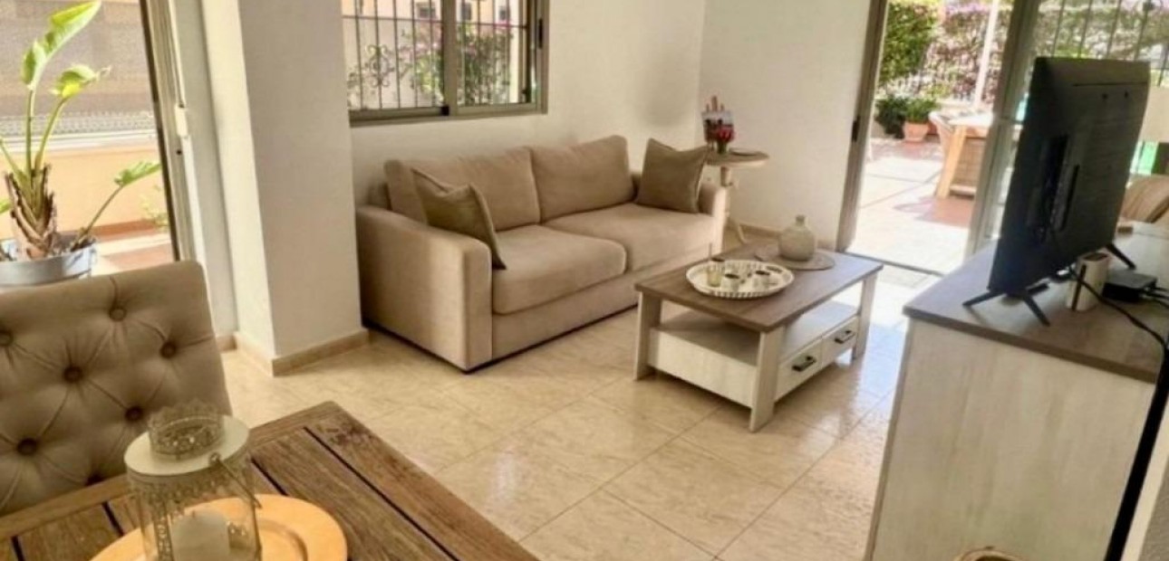 Herverkoop - Appartement / flat -
Guardamar del Segura - CENTRO