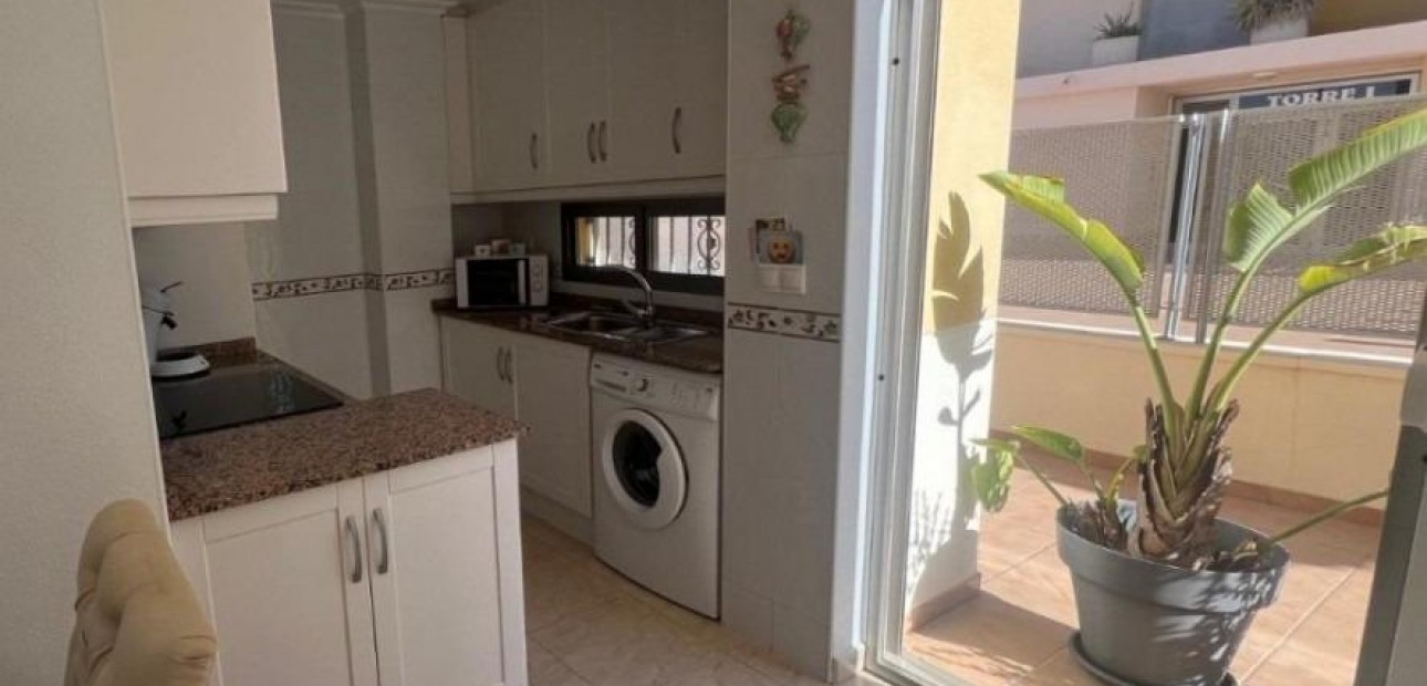 Herverkoop - Appartement / flat -
Guardamar del Segura - CENTRO
