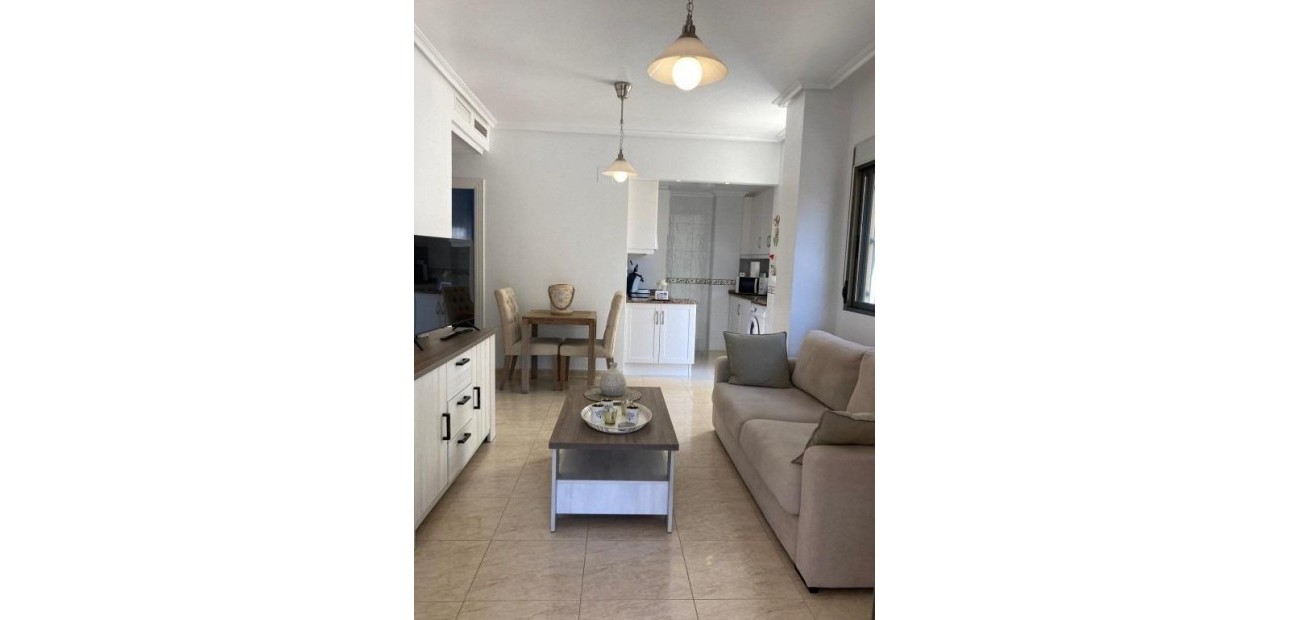 Herverkoop - Appartement / flat -
Guardamar del Segura - CENTRO