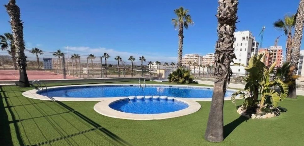 Herverkoop - Appartement / flat -
Guardamar del Segura - CENTRO