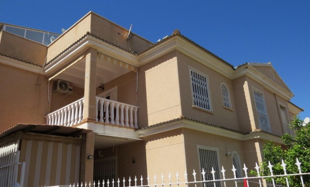 Herverkoop - Appartement / flat -
Orihuela Costa