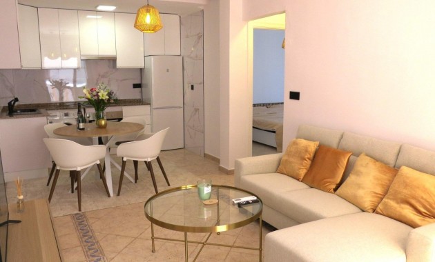 Herverkoop - Appartement / flat -
Orihuela Costa