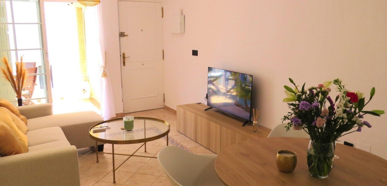Herverkoop - Appartement / flat -
Orihuela Costa