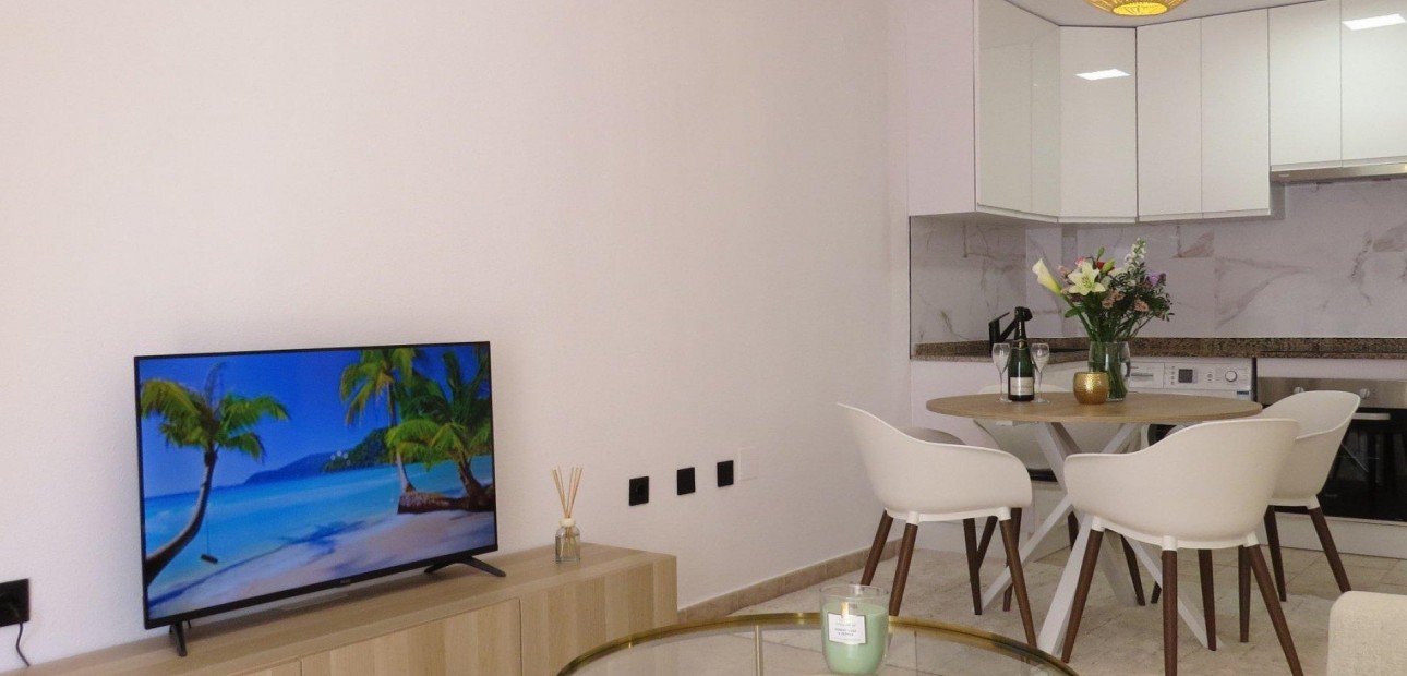 Herverkoop - Appartement / flat -
Orihuela Costa