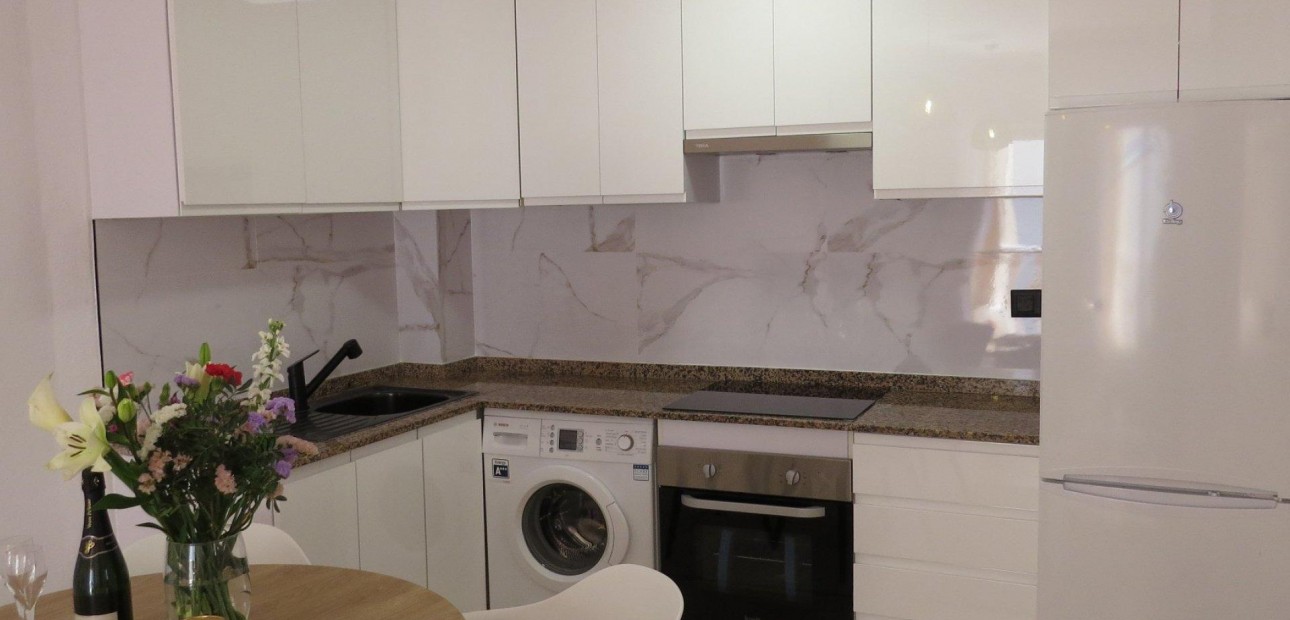 Herverkoop - Appartement / flat -
Orihuela Costa