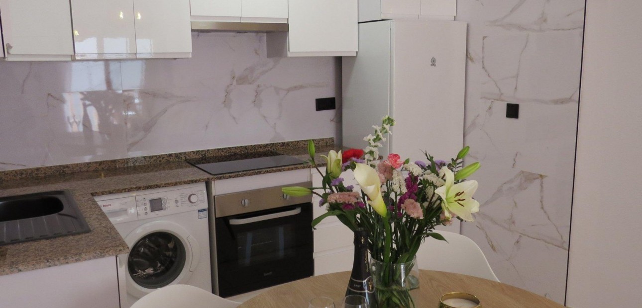 Herverkoop - Appartement / flat -
Orihuela Costa