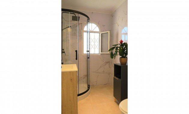 Herverkoop - Appartement / flat -
Orihuela Costa