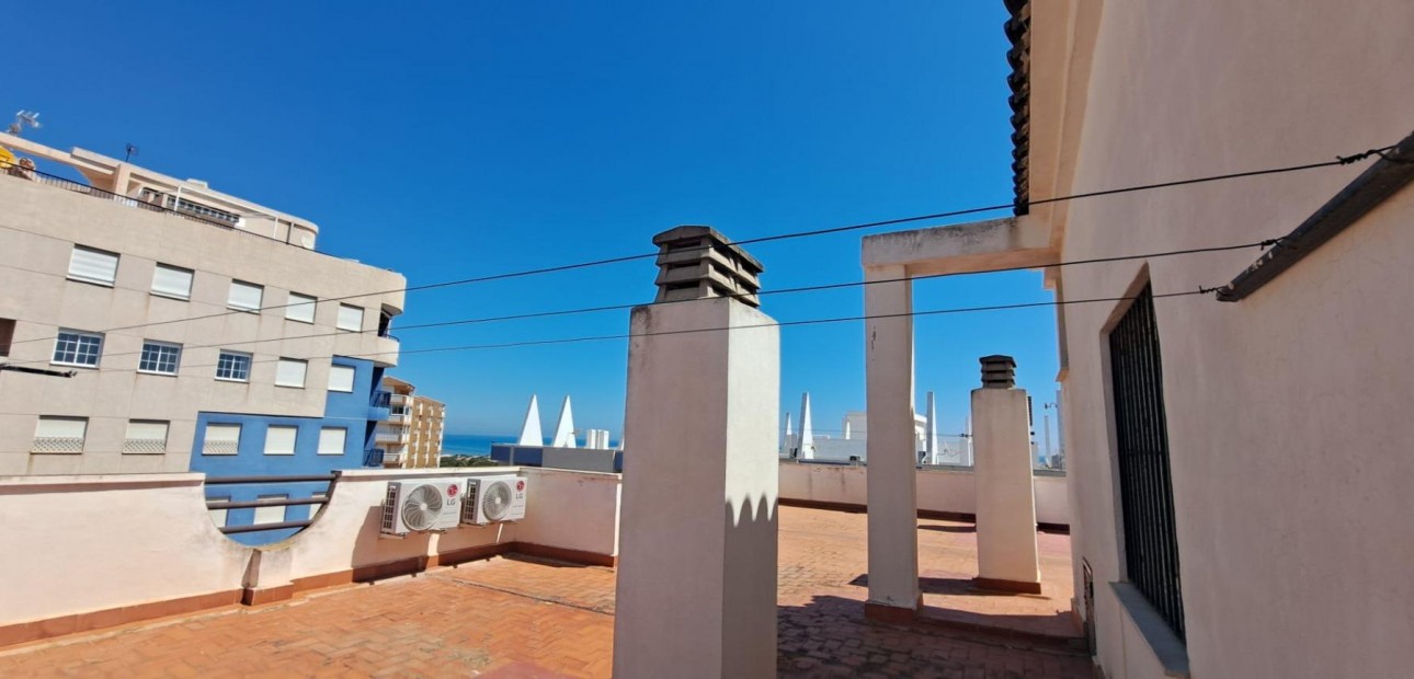 Sale - Penthouse -
Torrevieja - La Mata pueblo