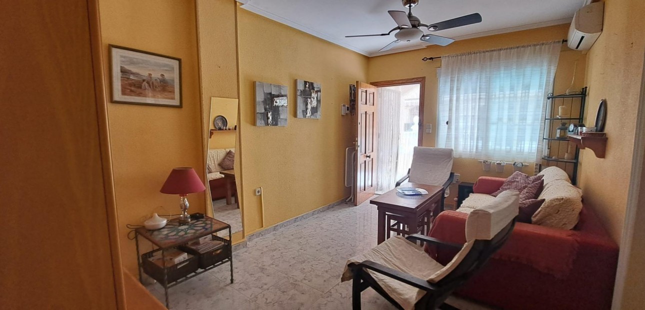 Sale - Penthouse -
Torrevieja - La Mata pueblo
