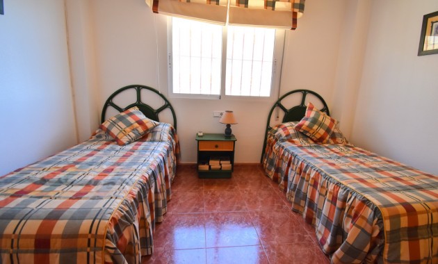 Herverkoop - Herenhuis -
Orihuela Costa - Playa Flamenca