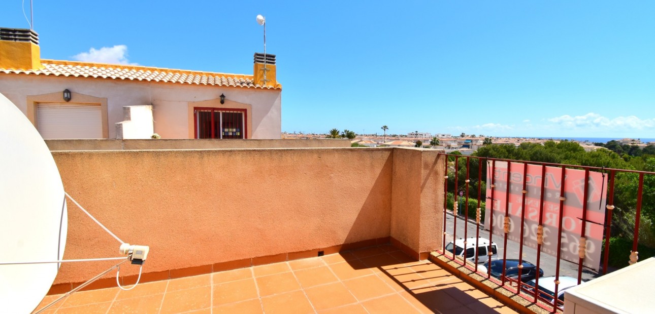 Herverkoop - Herenhuis -
Orihuela Costa - Playa Flamenca