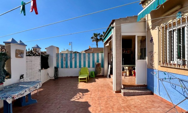 Herverkoop - House -
Torrevieja - Zona los Frutales