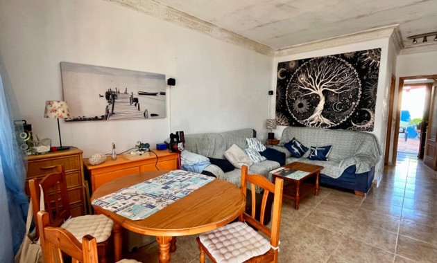 Herverkoop - House -
Torrevieja - Zona los Frutales