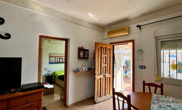 Herverkoop - House -
Torrevieja - Zona los Frutales