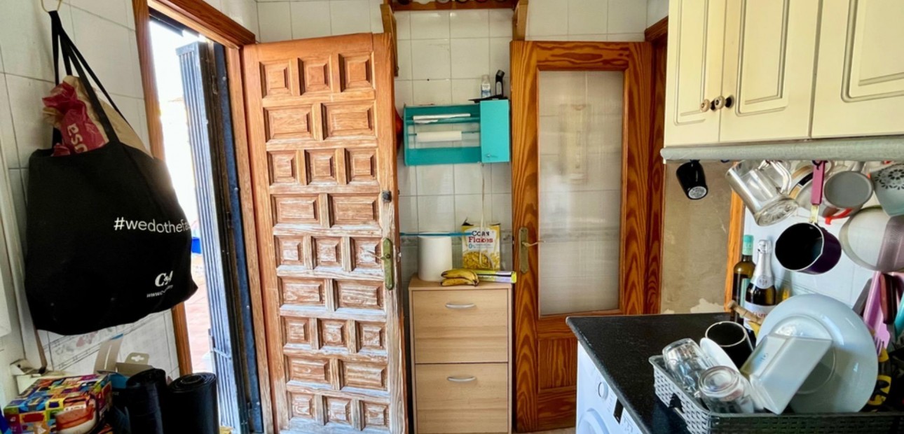 Herverkoop - House -
Torrevieja - Zona los Frutales