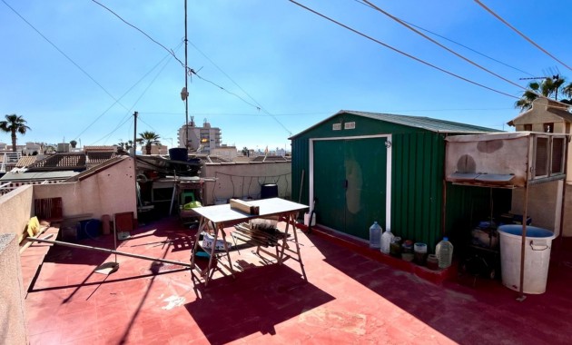 Herverkoop - House -
Torrevieja - Zona los Frutales