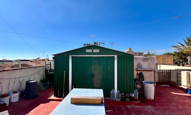 Herverkoop - House -
Torrevieja - Zona los Frutales