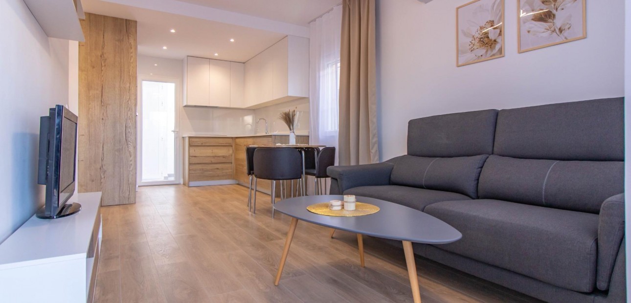 Herverkoop - Bungalow -
Torrevieja - San luis