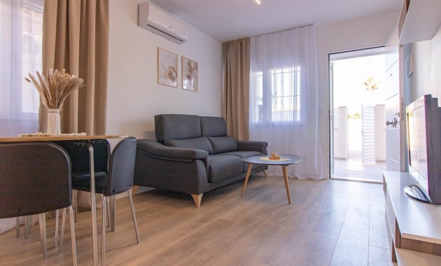 Herverkoop - Bungalow -
Torrevieja - San luis