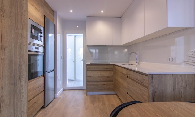 Herverkoop - Bungalow -
Torrevieja - San luis