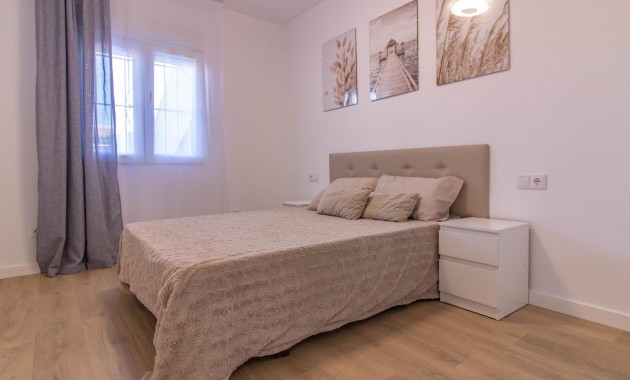 Herverkoop - Bungalow -
Torrevieja - San luis