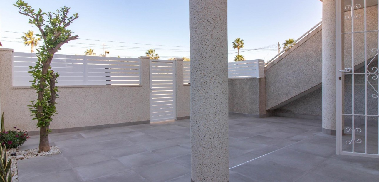 Herverkoop - Bungalow -
Torrevieja - San luis