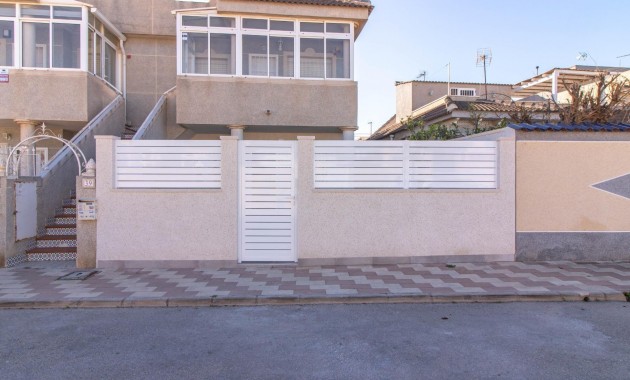 Herverkoop - Bungalow -
Torrevieja - San luis
