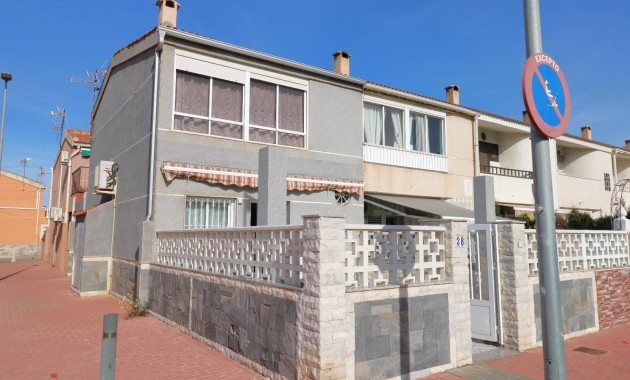 Venta - Terraced house -
Torrevieja - Acequion