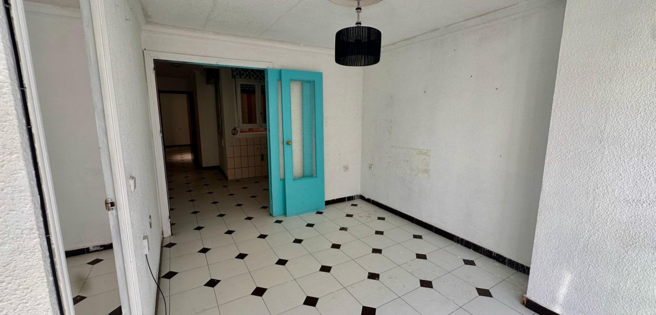 Herverkoop - Penthouse -
Torrevieja - torrevieja