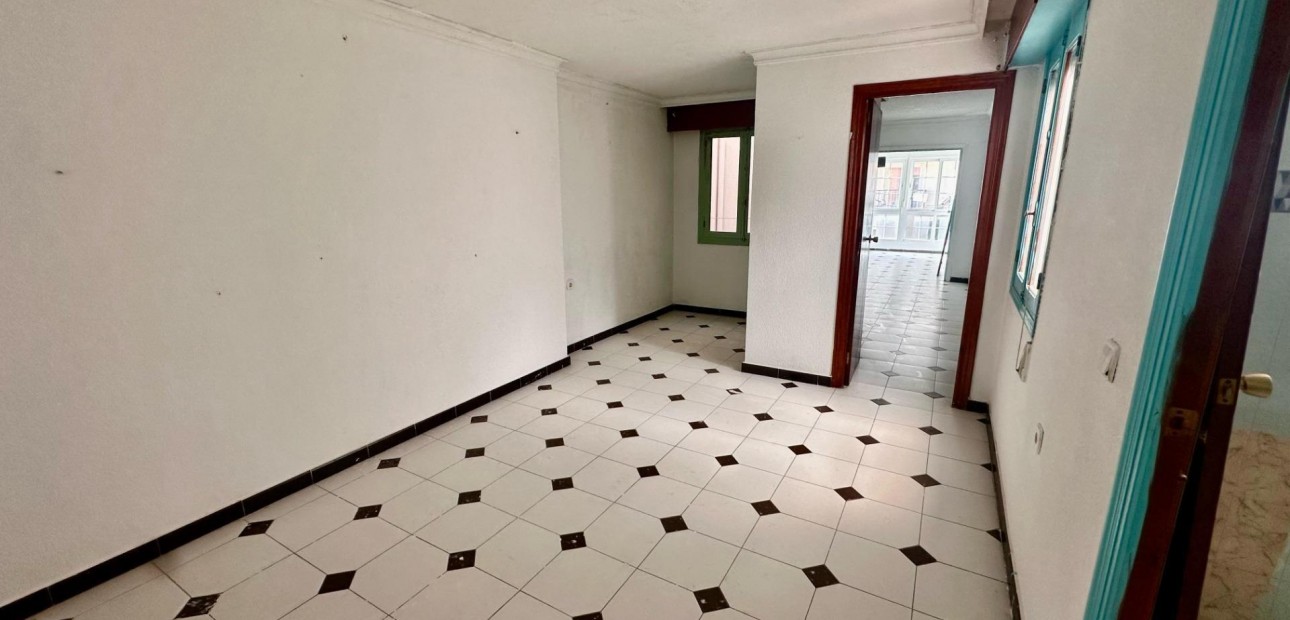 Herverkoop - Penthouse -
Torrevieja - torrevieja