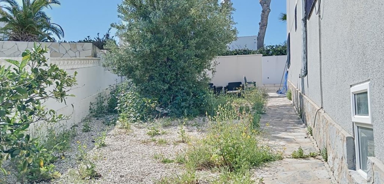 Venta - Villa -
Torrevieja - Los Balcones - Los Altos del Edén