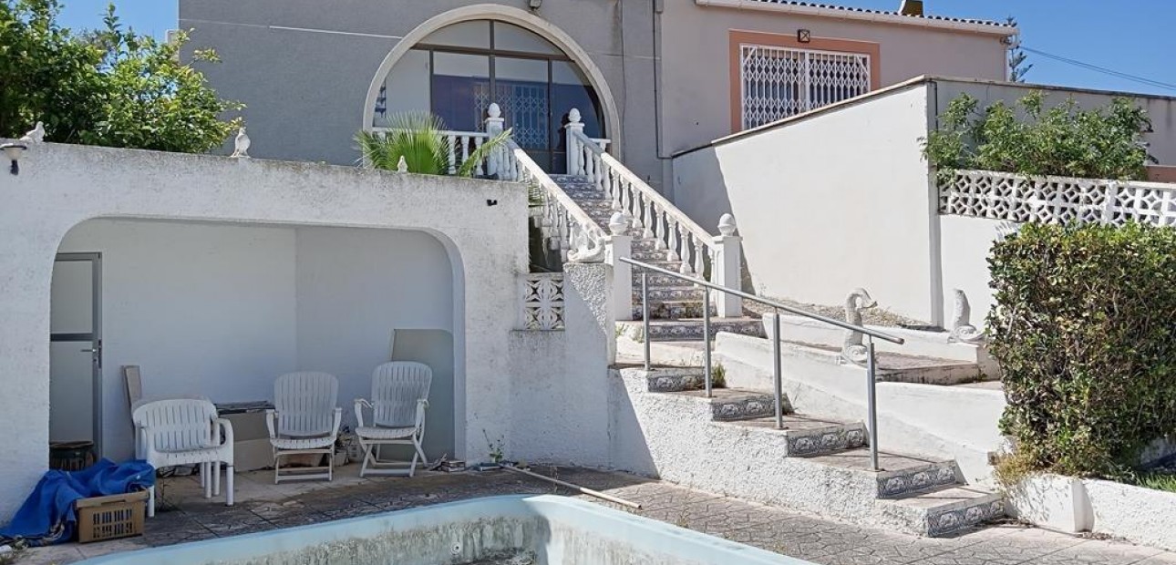 Venta - Villa -
Torrevieja - Los Balcones - Los Altos del Edén