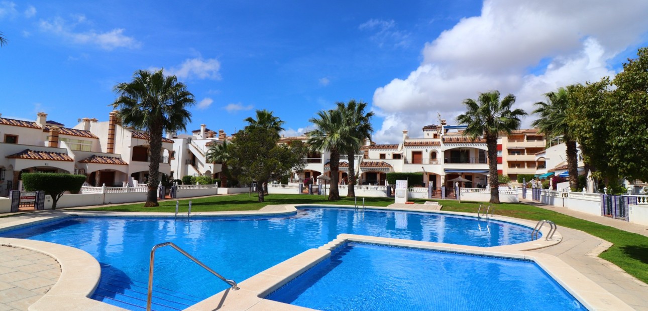 Venta - Apartamento / piso -
Orihuela Costa - Playa Flamenca