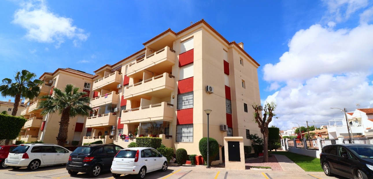 Venta - Apartamento / piso -
Orihuela Costa - Playa Flamenca