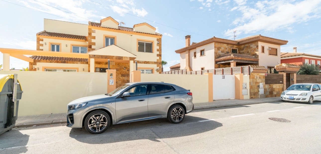 Venta - Villa -
Torrevieja - Aguas nuevas 2