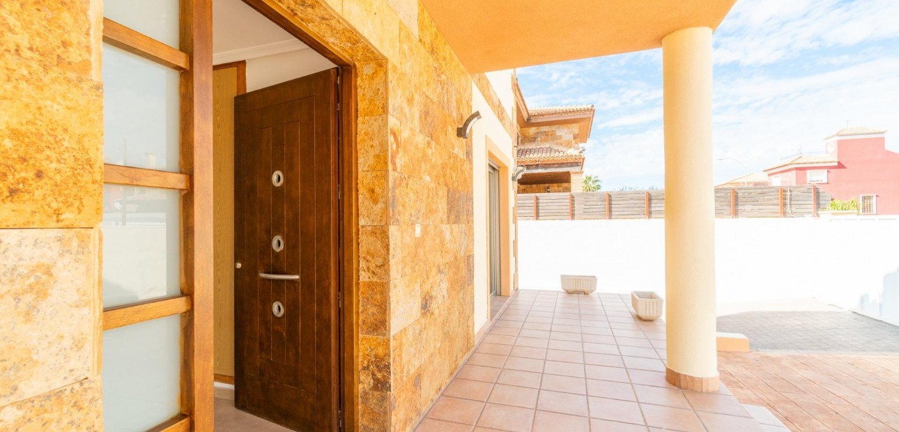 Venta - Villa -
Torrevieja - Aguas nuevas 2