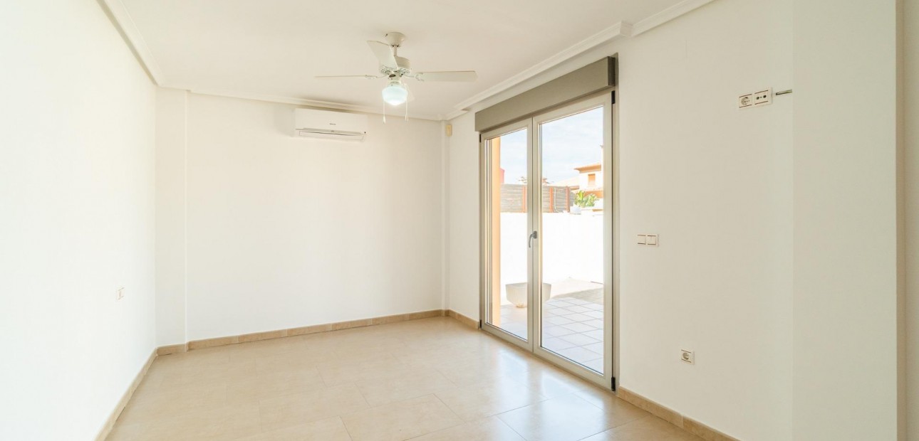 Venta - Villa -
Torrevieja - Aguas nuevas 2