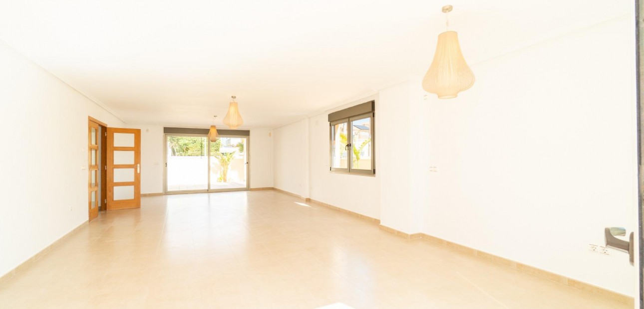 Venta - Villa -
Torrevieja - Aguas nuevas 2