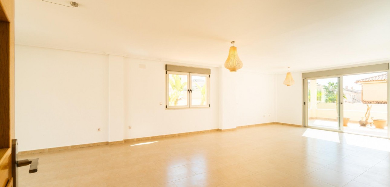 Venta - Villa -
Torrevieja - Aguas nuevas 2