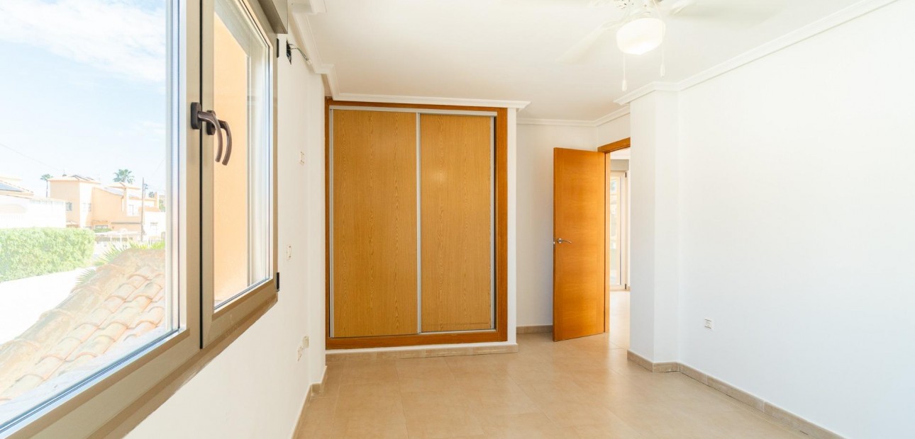 Venta - Villa -
Torrevieja - Aguas nuevas 2