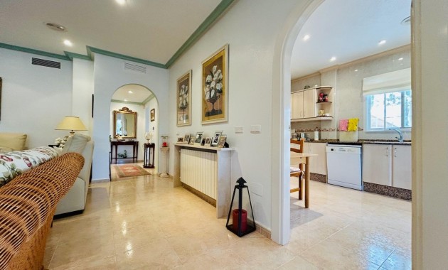 Herverkoop - Villa -
Benferri - Comunidad valenciana