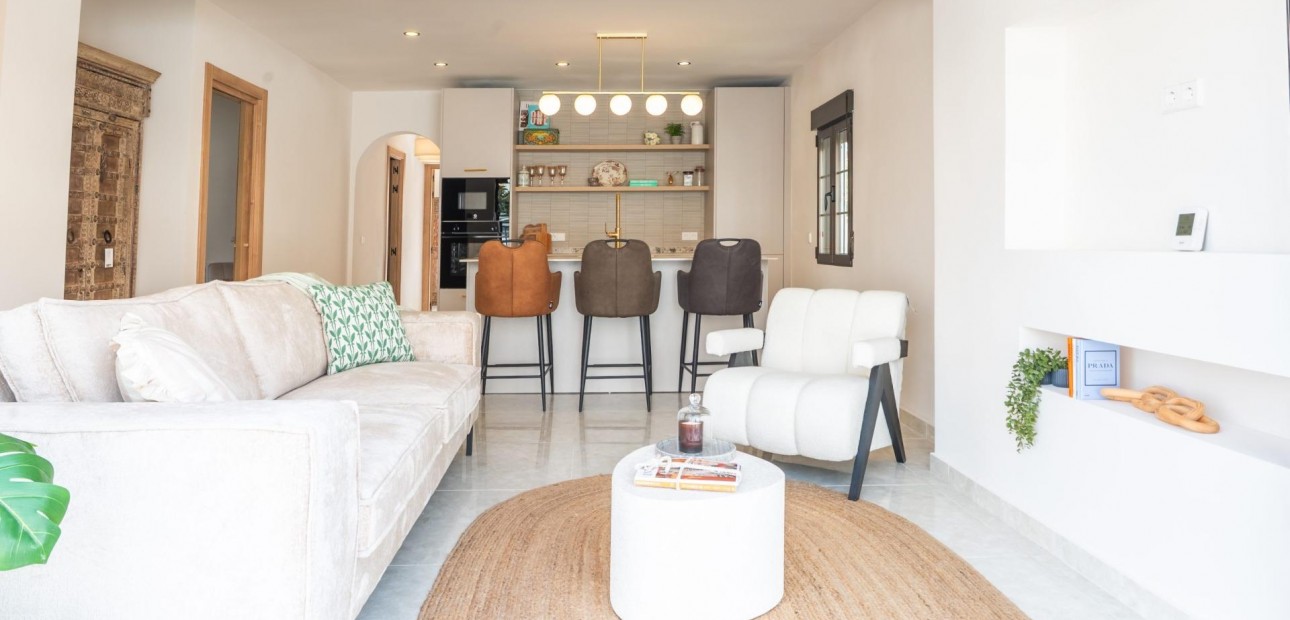 Venta - Villa -
Orihuela Costa - Punta Prima