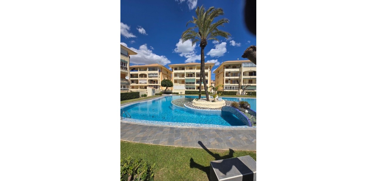 Herverkoop - Terraced house -
Torrevieja - Torreblanca