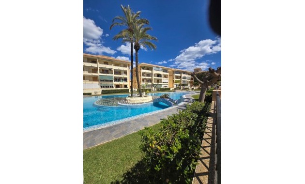 Herverkoop - Terraced house -
Torrevieja - Torreblanca