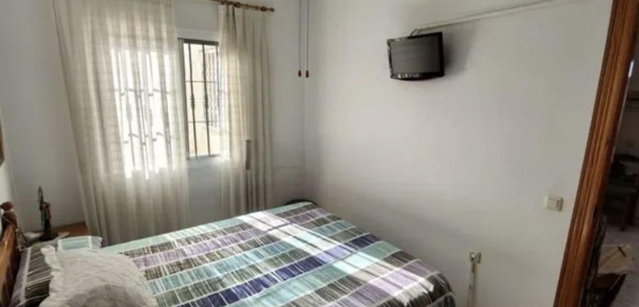 Herverkoop - Terraced house -
Torrevieja - Torreblanca